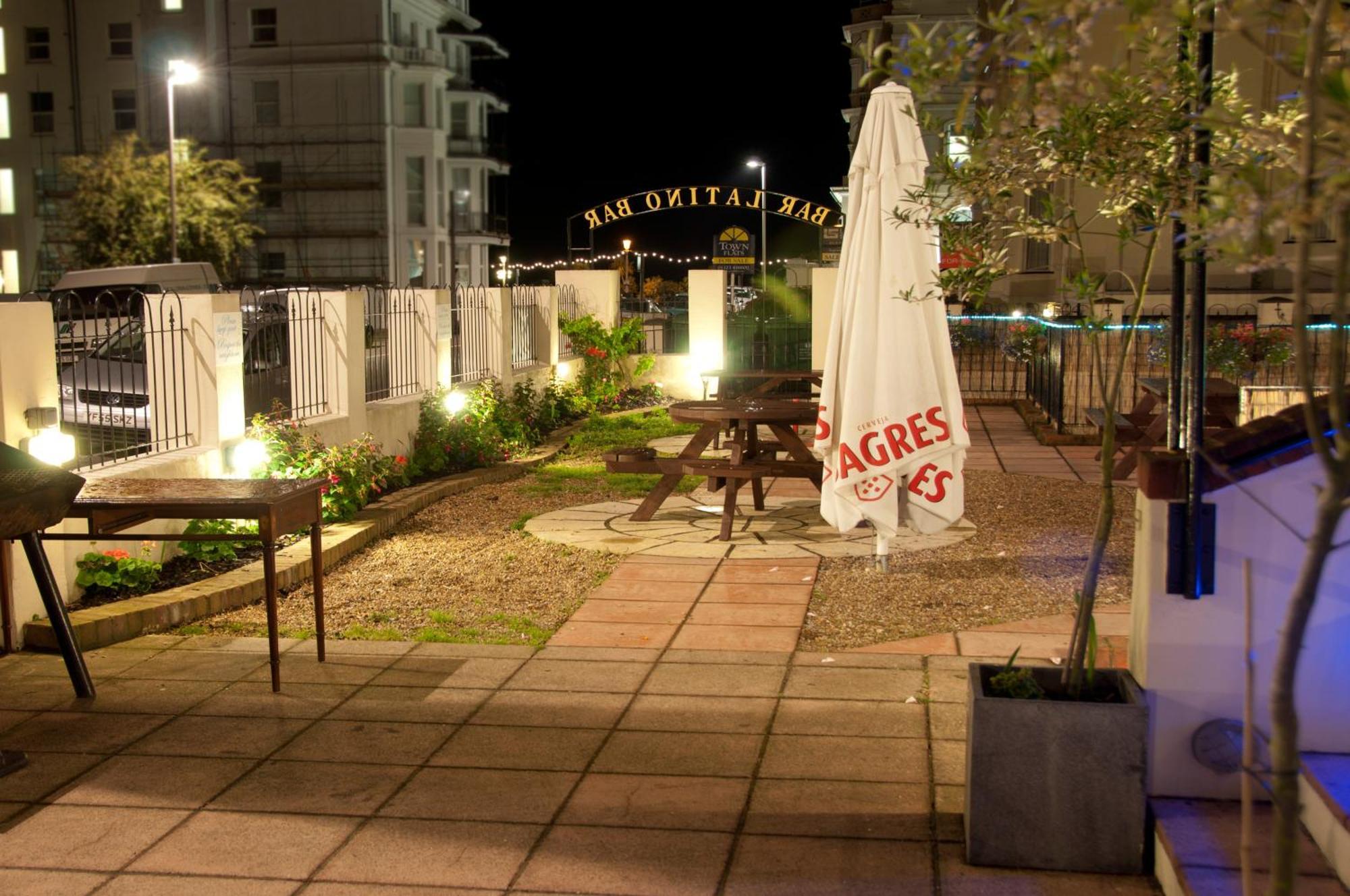 איסטבורן Vernon Guesthouse מראה חיצוני תמונה