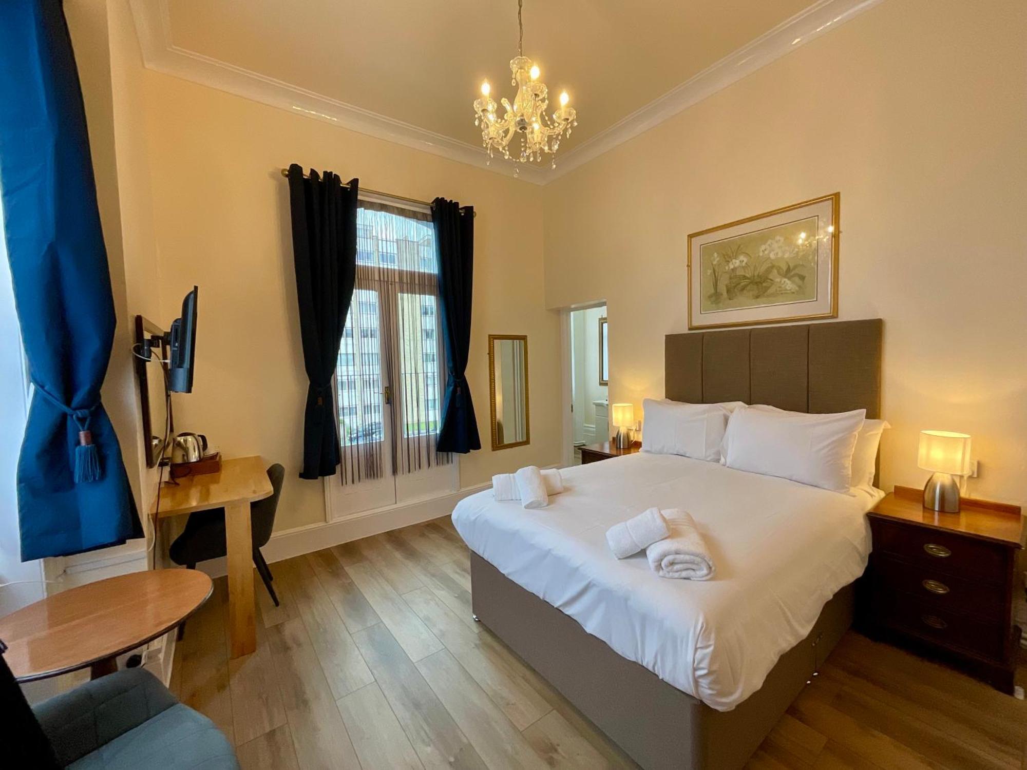 איסטבורן Vernon Guesthouse מראה חיצוני תמונה