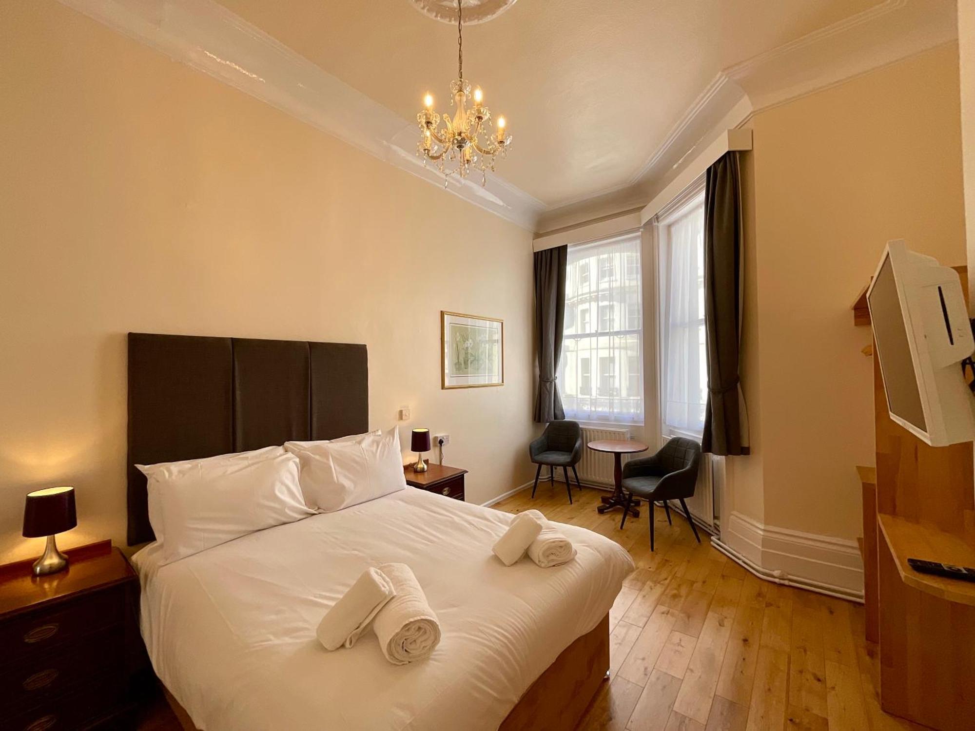 איסטבורן Vernon Guesthouse מראה חיצוני תמונה